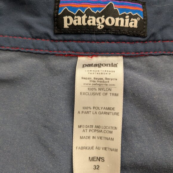 Patagonia Wavefarer board shorts size 32 - Picture 3 of 3
